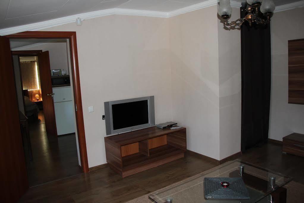 Lee Apartments Tallin Exterior foto